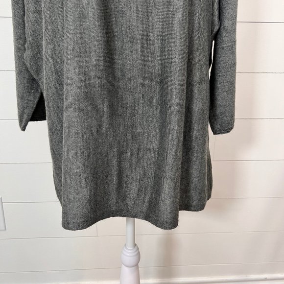 Antonio Melani Charcoal Gray Relaxed Fit Sweater Size M - Picture 3 of 10